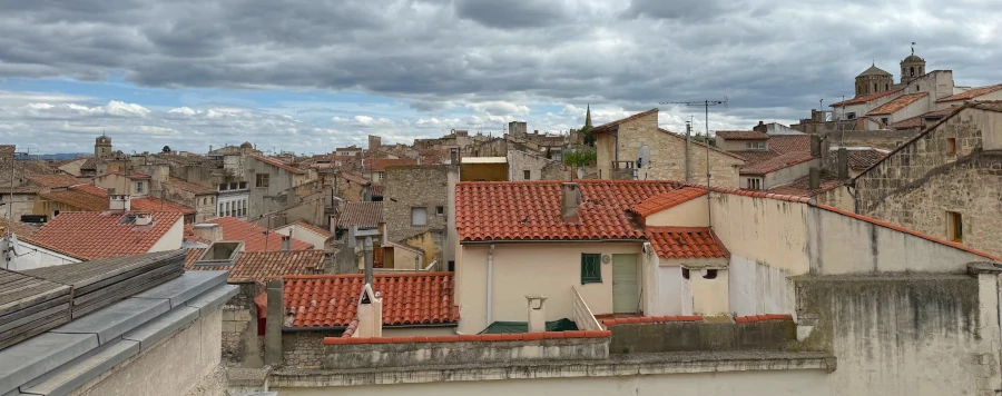 Arles über den Dächern