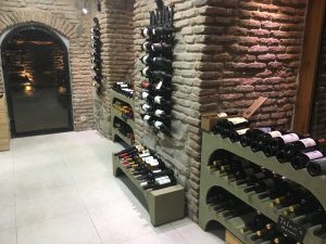 BW_Tiflis_Vinotel Wein Keller Bar_Blog