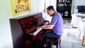 Batin Mumcu - www.berlinerweinpilot.de