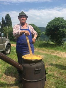 Batin Mumcu - www.berlinerweinpilot.de