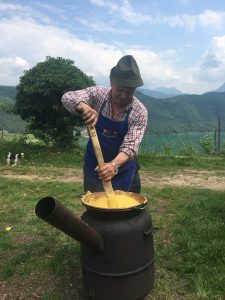 Batin Mumcu - www.berlinerweinpilot.de