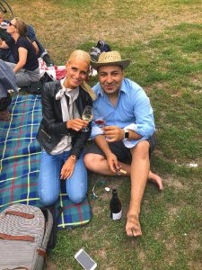 Weinpicknick im Park