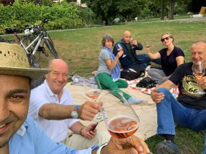 Weinpicknick im Park