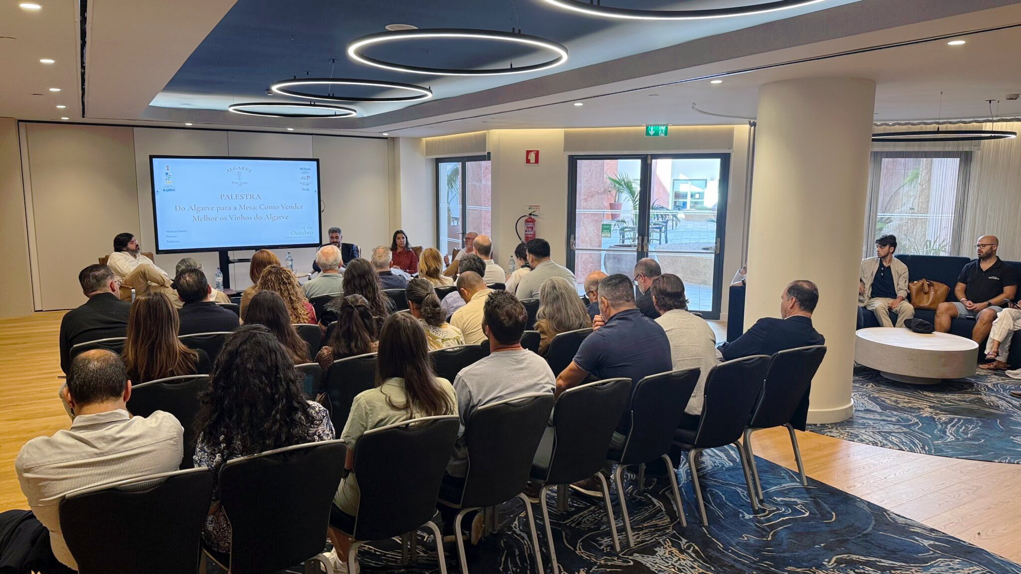 Publikum und Podium bei der Algarve Wine Session