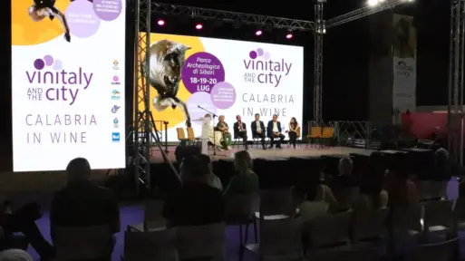 Podiumsgespräch bei Vinitaly and the City Sibari